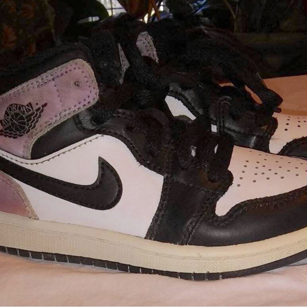 Jordan 1 Blueberry, 11C Preschool Boy/Girl
